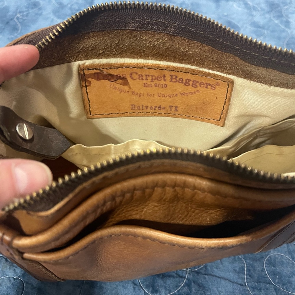 Texas Carpet Bagger Leather Concealed Carry Shoulder Bag - Picture 6 of 7